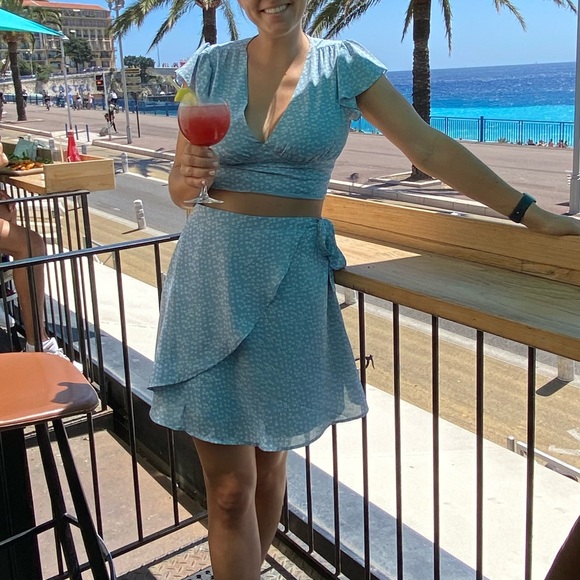 Blue Floral Set - Picture 2 of 4